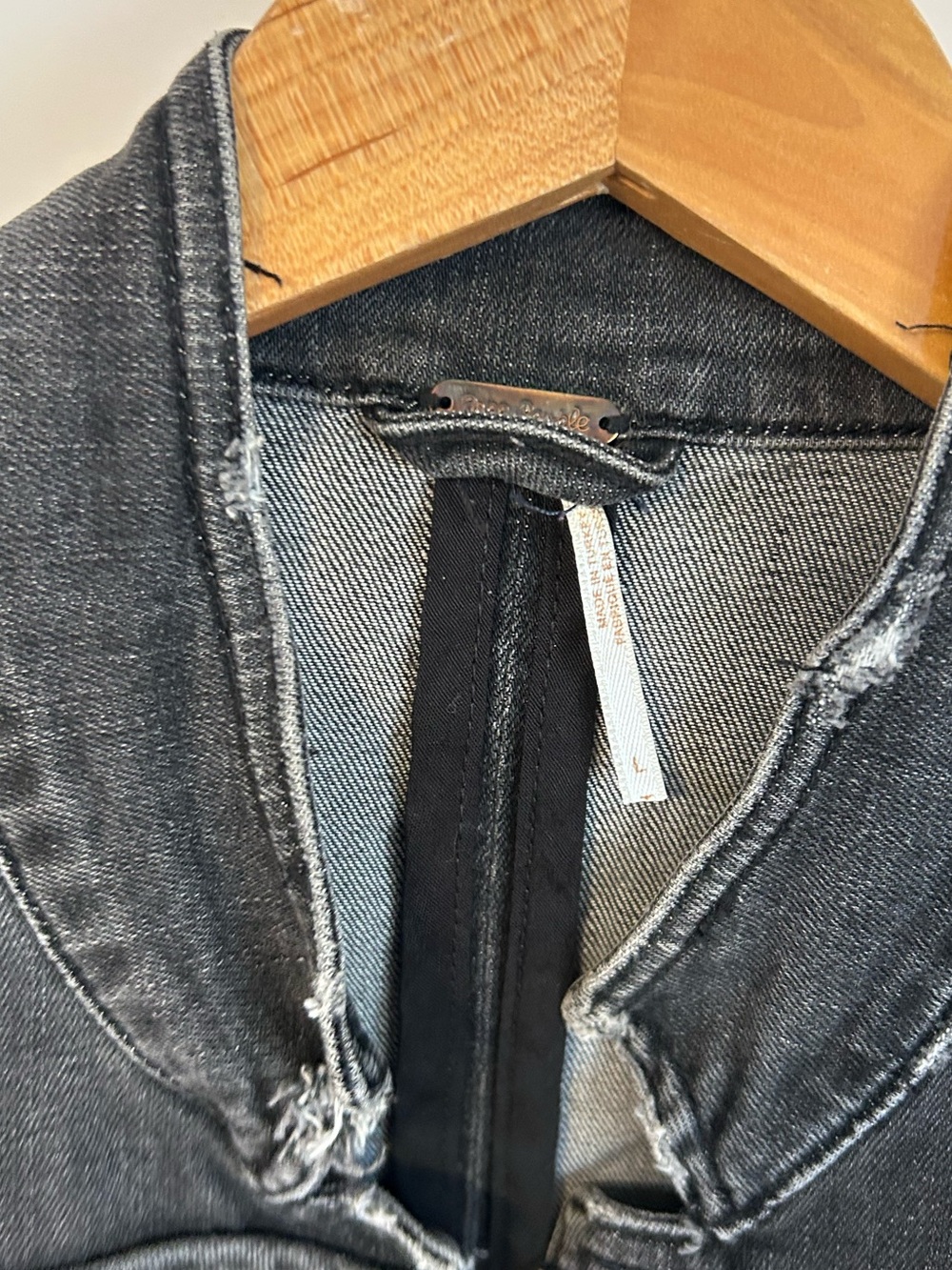 Free People black military-style distressed denim jacket - Picture 6 of 9